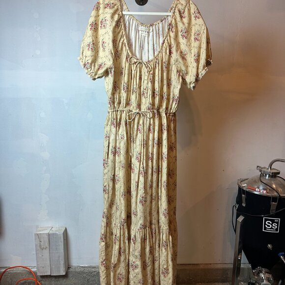 Christy Dawn Floral Maxi Dress in Cream and Pink - Picture 8 of 16